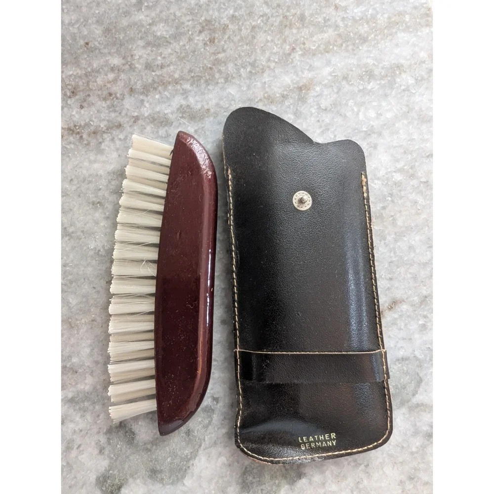 Black Leather‎ Pouch With Snap, Made In Germany With A Small Bristle Brush